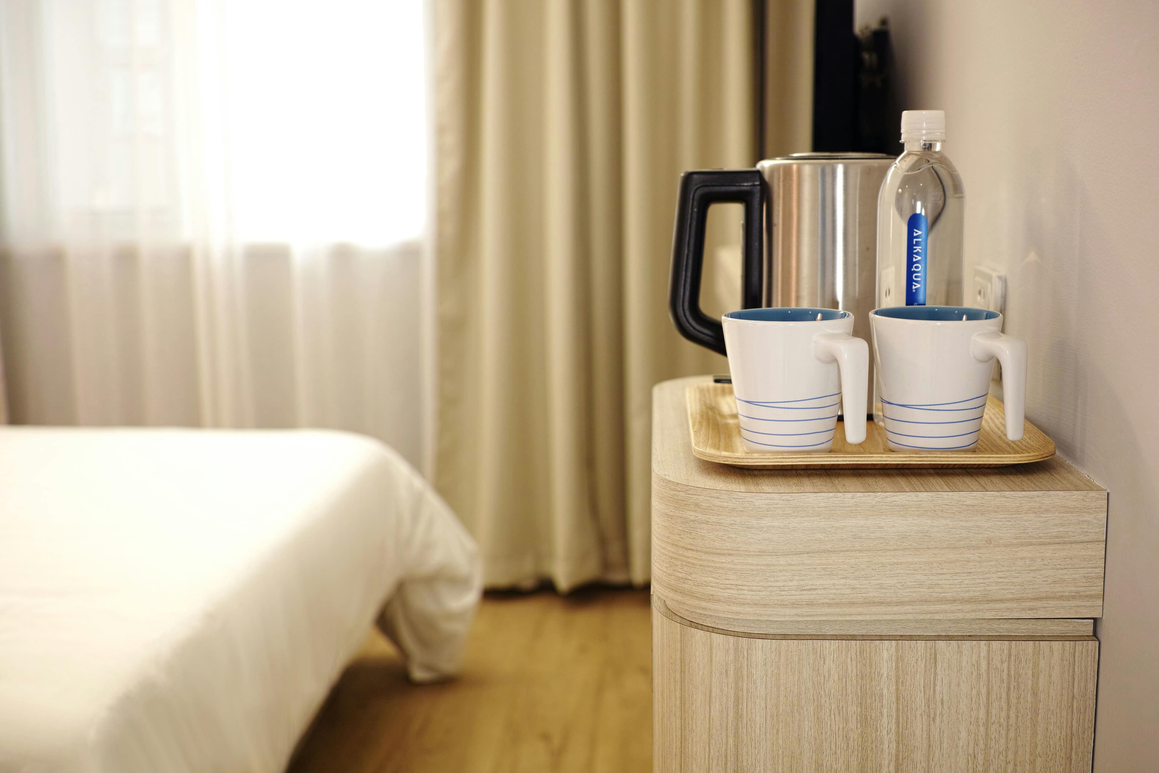 Phòng 105